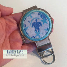 Load image into Gallery viewer, Sea Turtle Keychain
