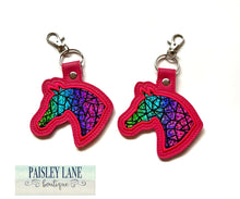 Load image into Gallery viewer, Horse Head Keychain
