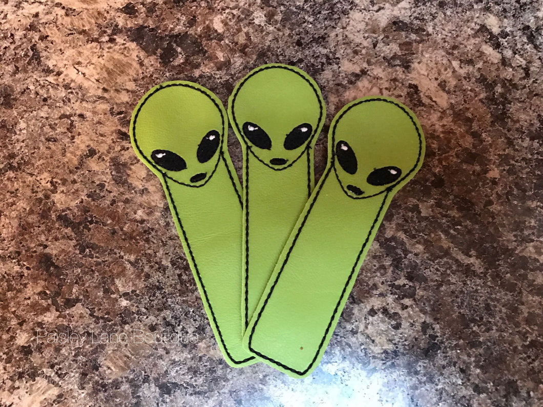 Alien Bookmark