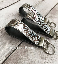 Load image into Gallery viewer, Black Floral Print Keychain
